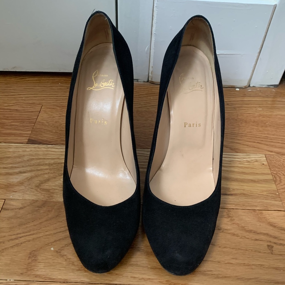 Classic Louboutin W41